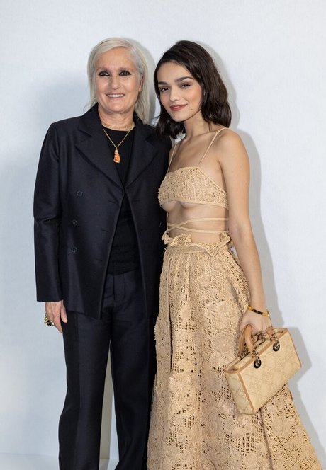 Rachel Zegler étoile de l'art archive