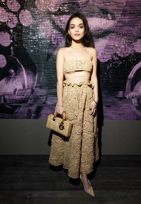 Rachel Zegler modèle meilleur collection