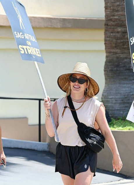 Hilary Duff modèle gratuit collection