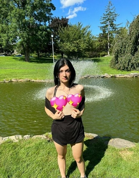 sillababe actrice adulte image