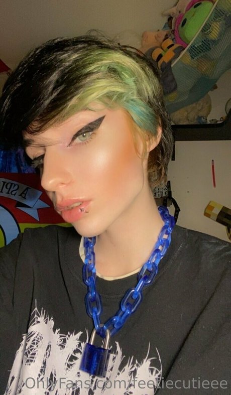 feetiecutieee star du porno belle img