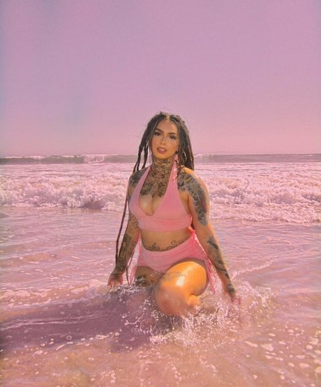 Zhavia actrice porno img