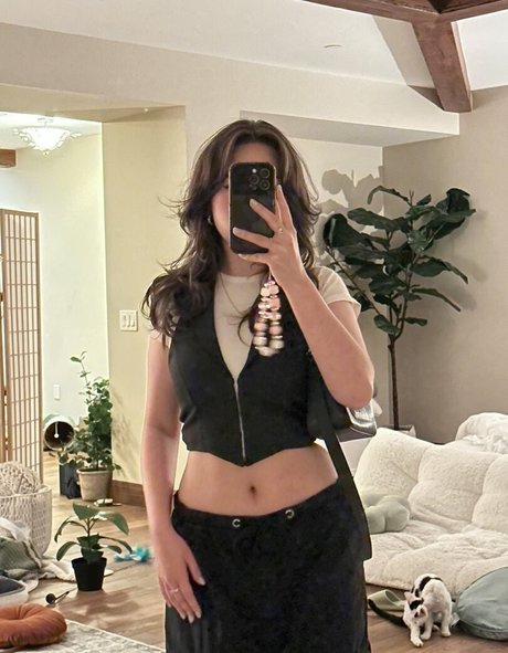 asiatique gratuit onlyfans libre nu image