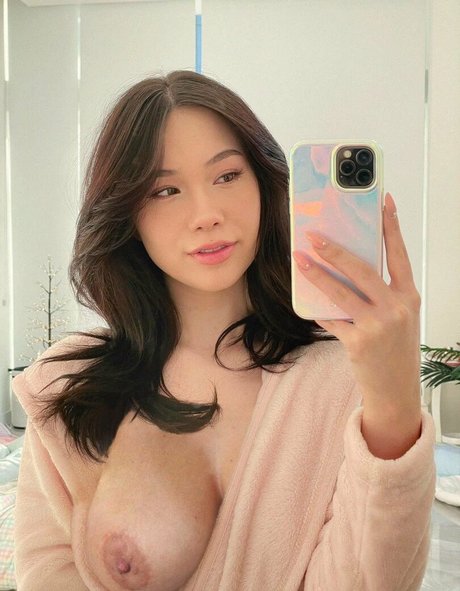 fans de grandes filles uniquement adulte exclusif photos