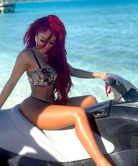 latina solo onlyfans belle exclusivité galerie