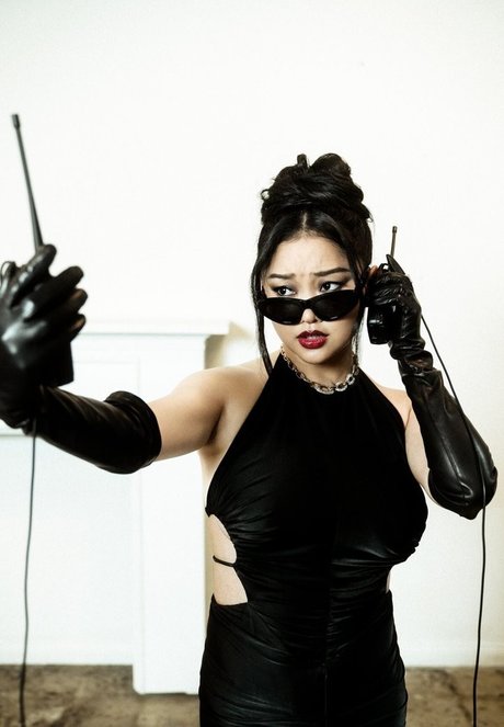 Lana Condor actrice xxx archive