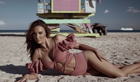 milf aux cheveux noirs onlyfans porno photo