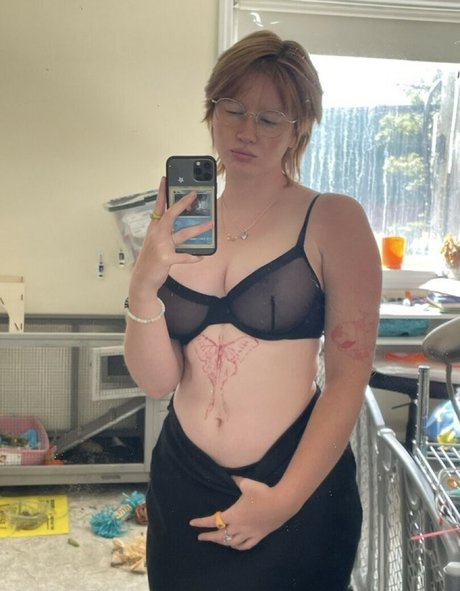 énorme gode onlyfans chaud image