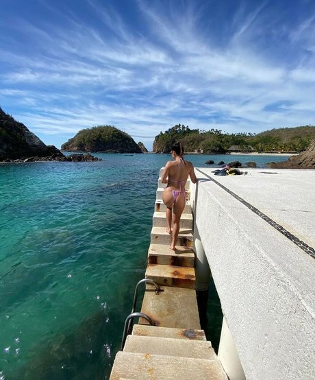 Olivia Munn art modèle photos