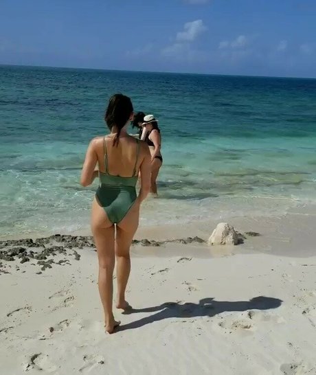 pom-pom girl nue onlyfans joli sexe img