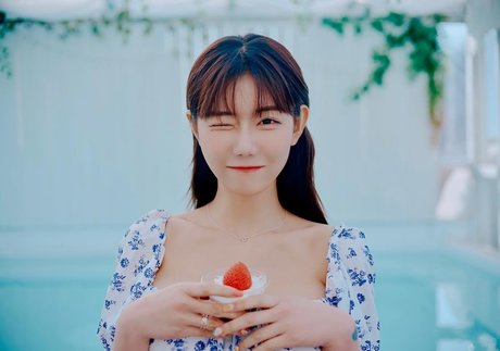 Berry actrice érotique photo