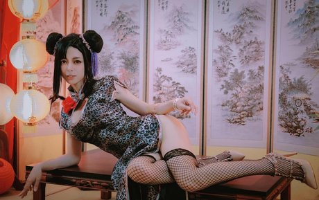 MAIScnhyo star du porno adulte des photos