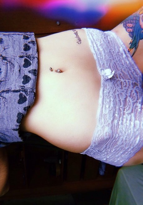 pom-pom girl asiatique onlyfans hd jolie photos