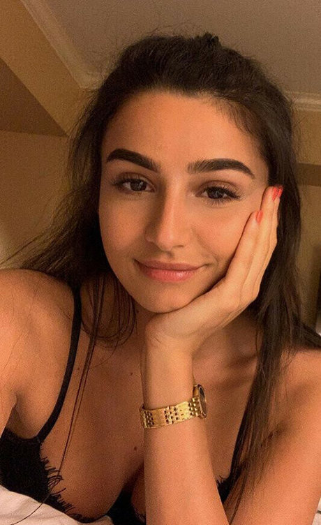 mnufo étoile nue des photos