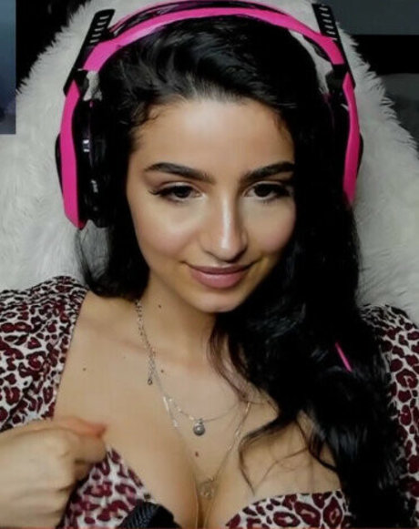 mnufo modèle de sexe img