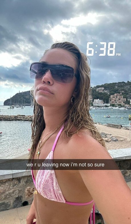 pom-pom girl asiatique onlyfans parfait nu collection