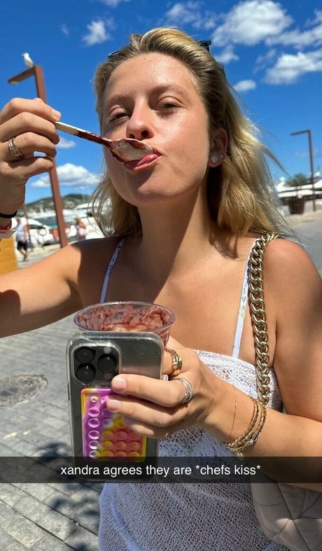 fans de monstres uniquement pornographique exclusif image