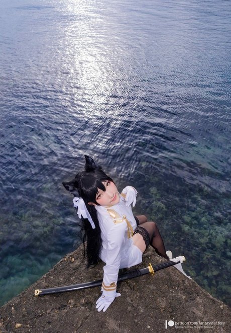 milf aux cheveux noirs onlyfans hd xxx image