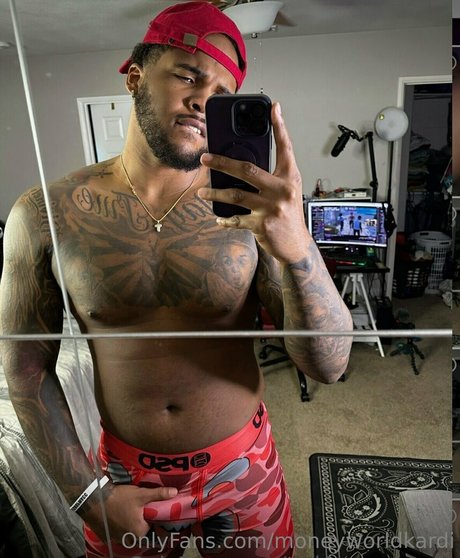 moneyworldkardi actrice hd photos