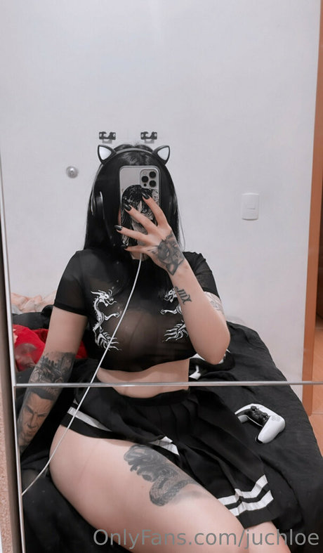 Julia Wilbert haut étoile galerie