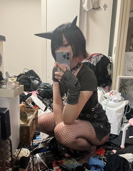 mezase kyonyu actrice artistique photos