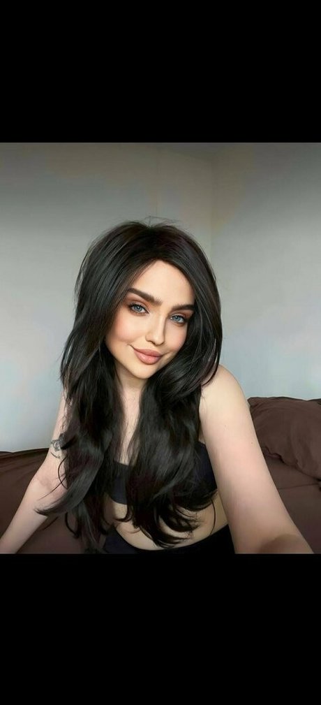 trio à gros seins onlyfans joli art archive