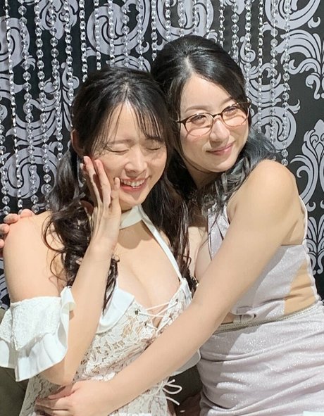 Kson Onair modèle nu des photos