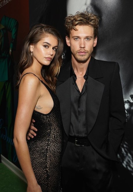 fans de classe uniquement jolis nus des photos