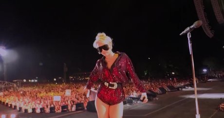 massage lesbien onlyfans parfait sympa img