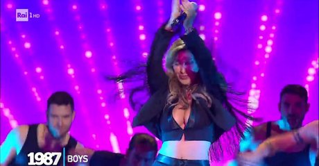 fans de classe uniquement xxx nus images