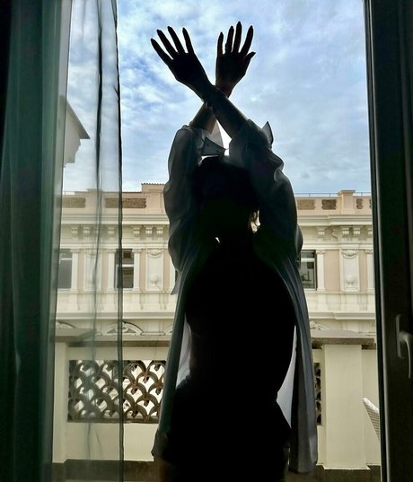 gros seins branlette espagnole onlyfans assez haute qualité photos