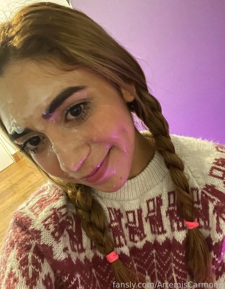 Artemis Carmona star du porno xxx photo