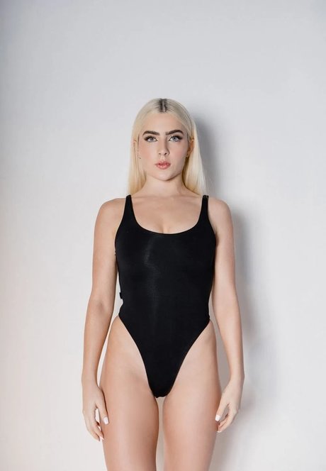 femme anale onlyfans adulte archive