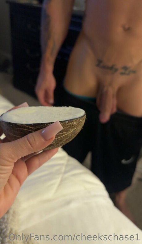 épouse infidèle onlyfans nu exclusif img