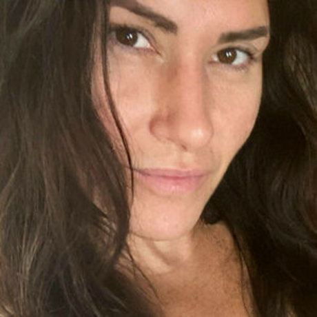 Alpha Kat Zingano star du porno parfaite photo