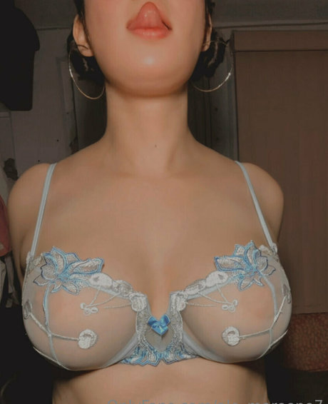 petits maigres onlyfans chaud érotique image