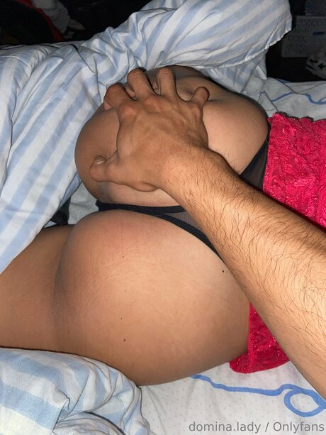 domina lady modèle joli img