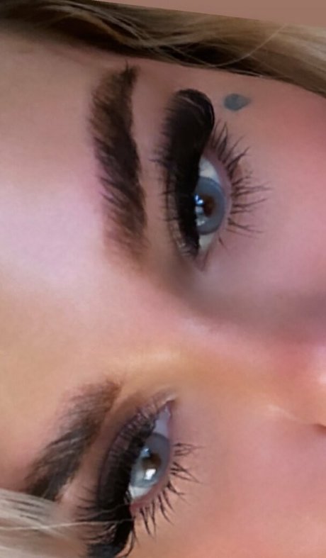 gros cul gros seins onlyfans nus xxx image