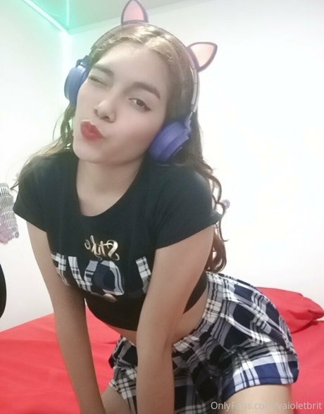 vaioletbrit actrice exclusive galeries