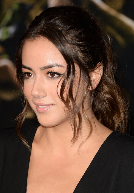 Chloe Bennet étoile chaude collection