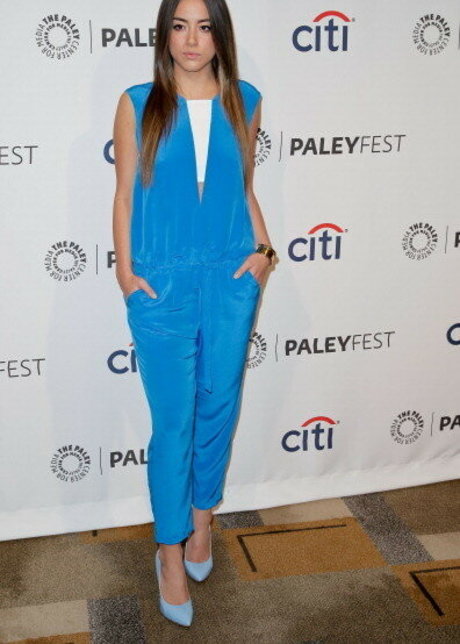 Chloe Bennet modèle sexy archive