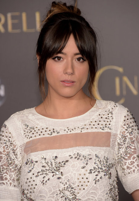 Chloe Bennet actrice de nus galeries