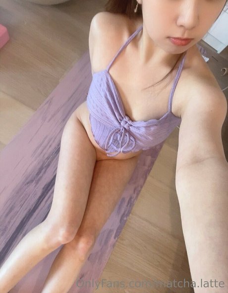 matcha latte modèle joli image