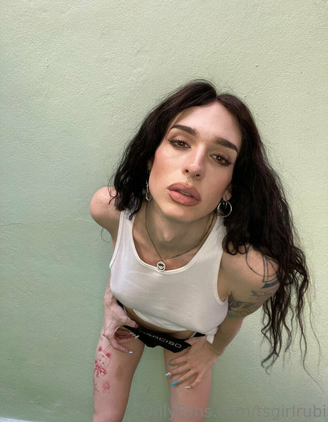 tsgirlrubi modèle hd galeries