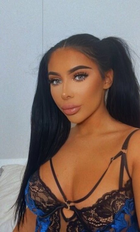 PrettyNaughtyLacey star du porno chaud photo