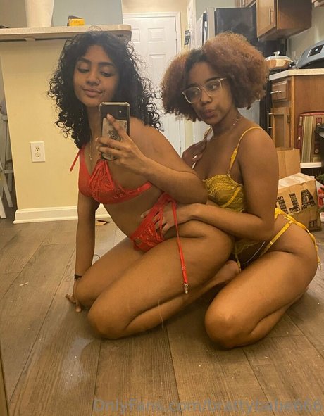 brattybabe666 modèle exclusif collection