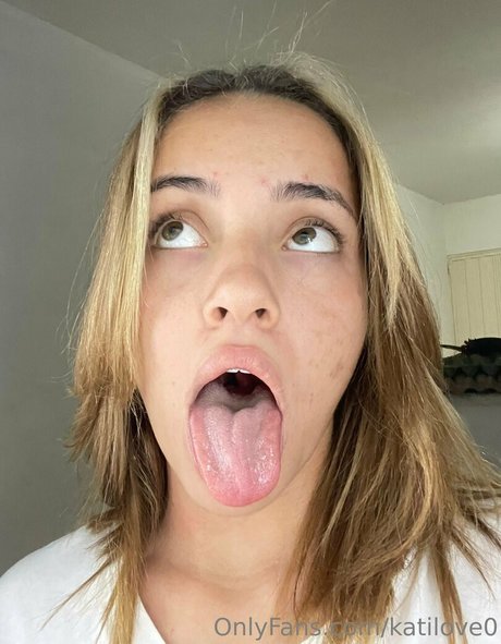 katilove0 actrice artistique image