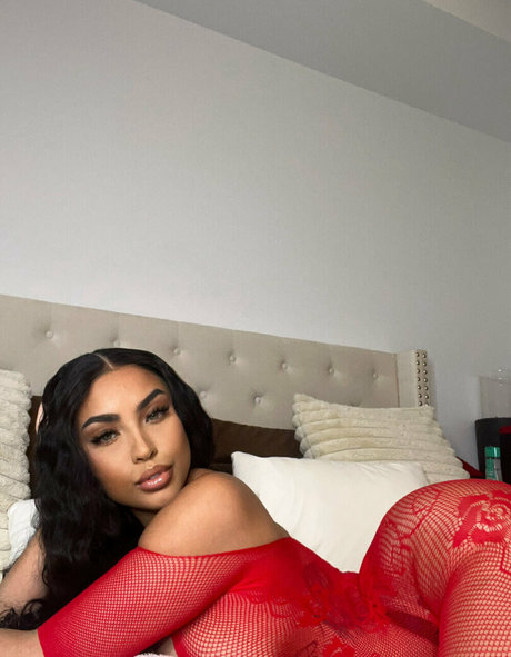 yoga asiatique uniquement pour les fans plutôt sexy image