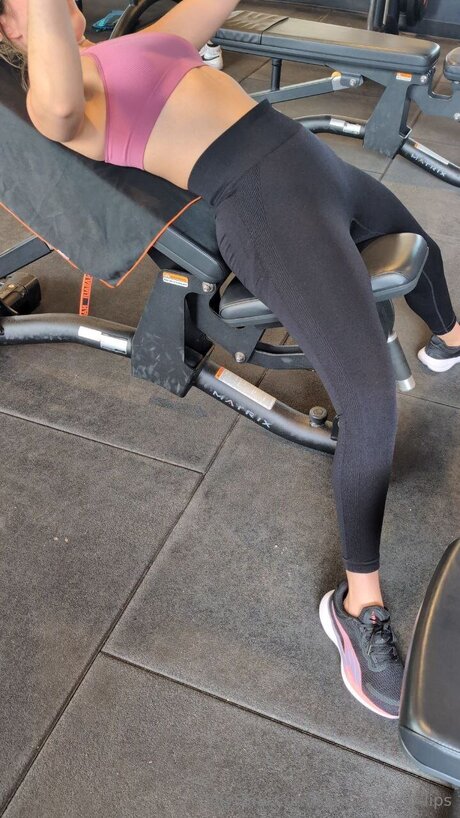 sam dreamy lips star érotique image