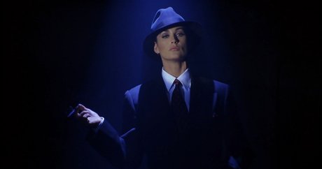 Demi Moore modèle sexy images